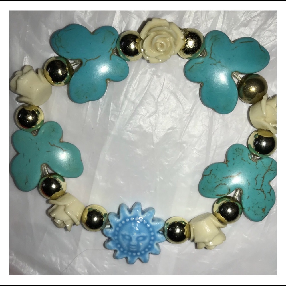 New Faux Turquoise Butterfly Floral Bead Bracelet